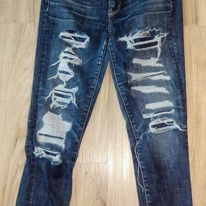 American Eagle Distressed Jeans Size 8